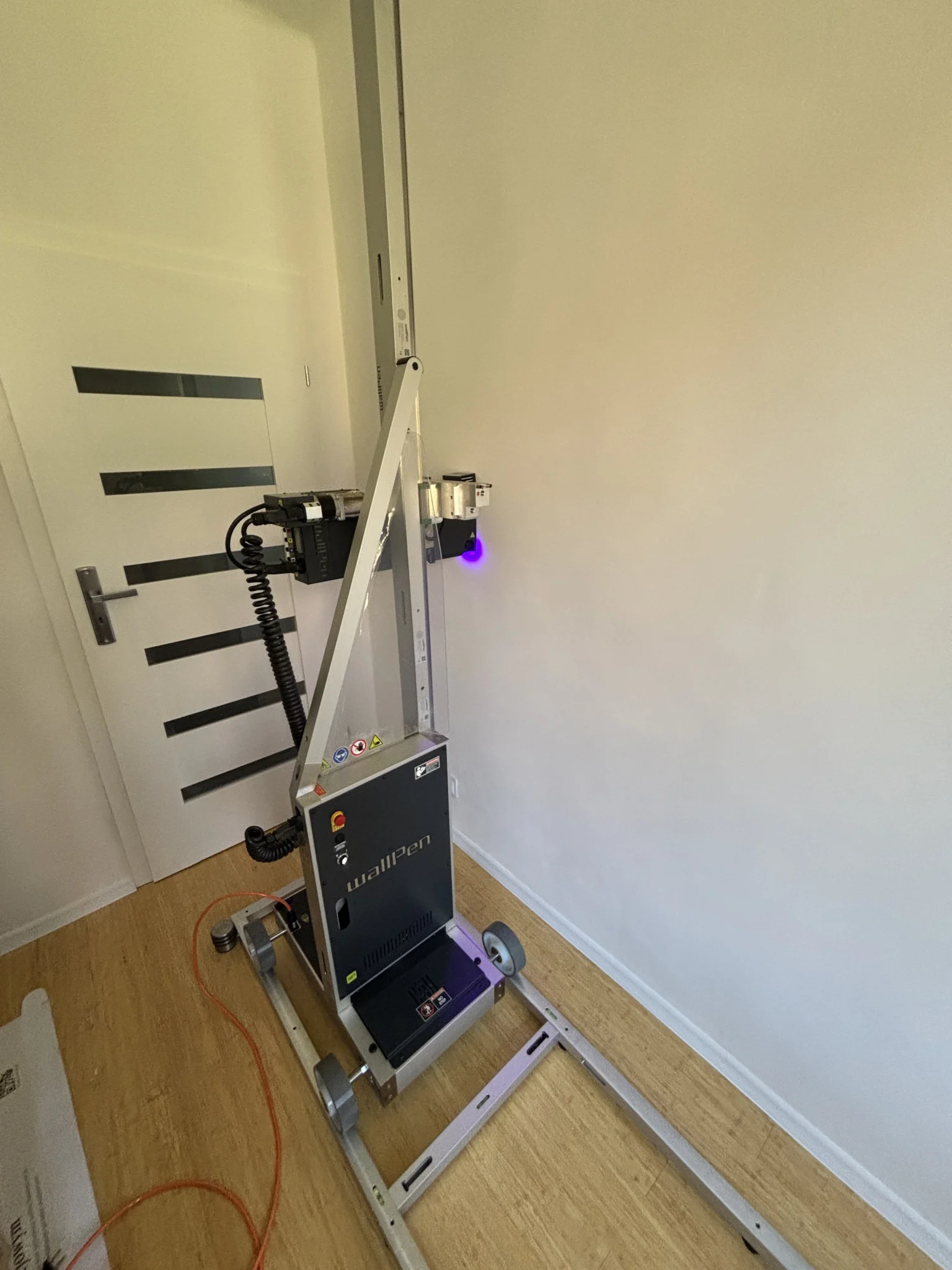 28fb0b9f-9d1c-4e37-a87b-69ca9188bbec