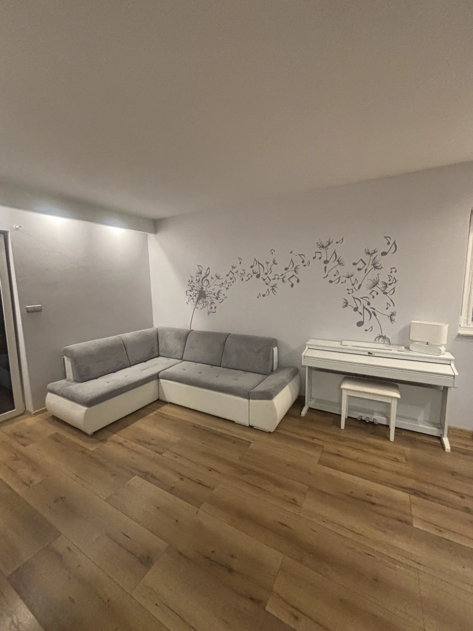 Czy ściana musi być przygotowana do druku ściennego?